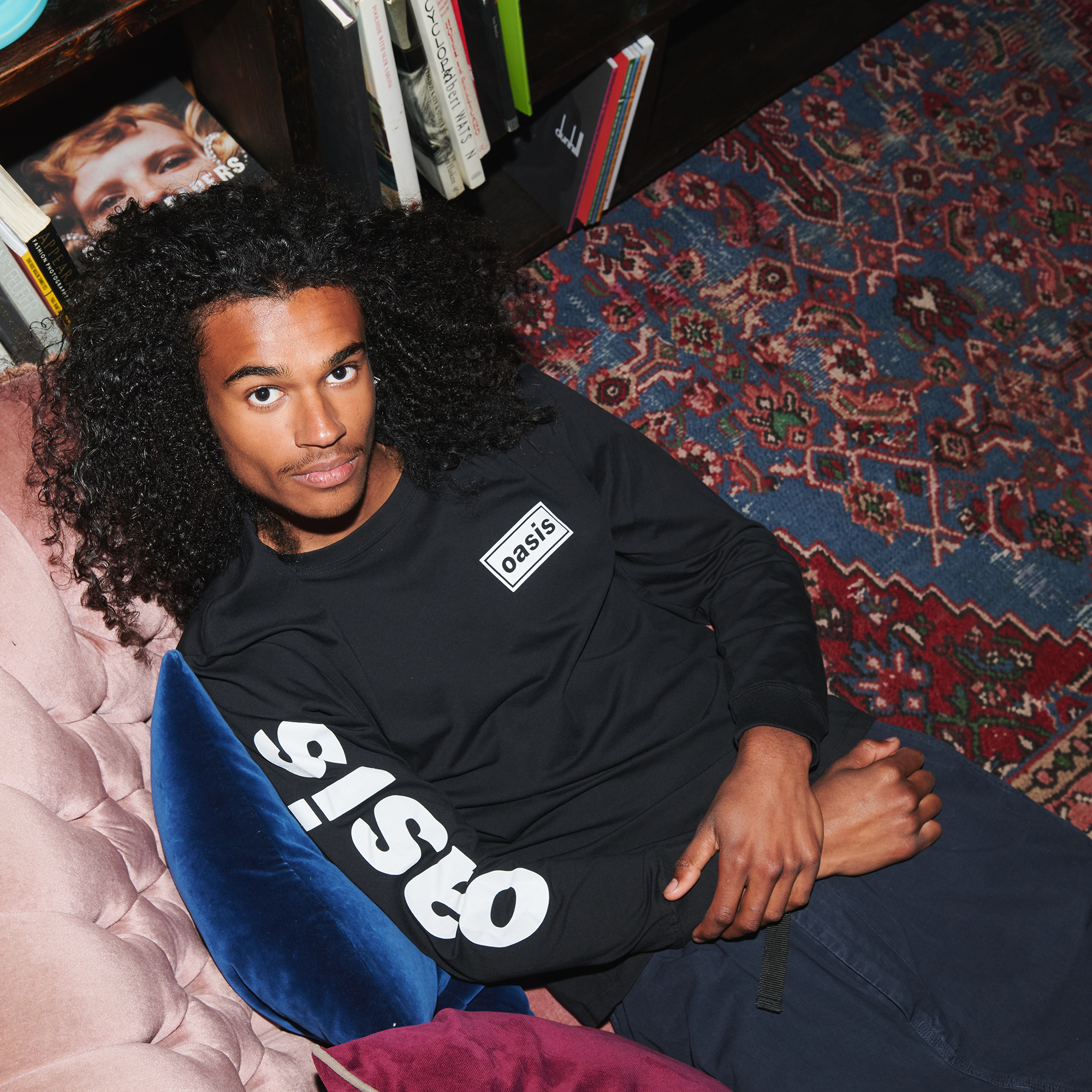Live '25 Tour Logo Long Sleeve T-Shirt Black